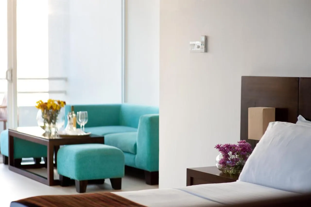 The Beach Apartments Негомбо