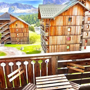 https://appartement-chalets-du-super-d.fr-provencehotel.com