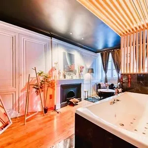 https://guestready-le-boudoir-balneo-hyper-centre.hotels-rhonealpes.com